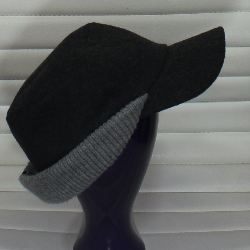 Chaos Wool Winter Baseball Cap with Warmer Earflap  Men  Wool blend  One Size